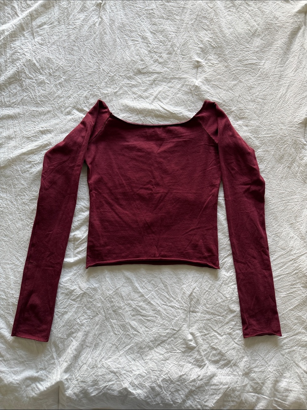 Brandy Melville Off-the-Shoulder V-Neck Long Sleeve Top - Burgundy - Picture 4 of 6